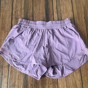 lululemon hottie hot shorts
